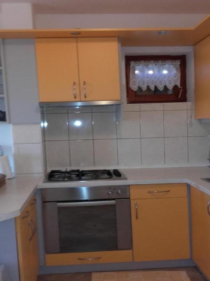 Apartments Smilje I Maslina Gornji Karin Exterior foto
